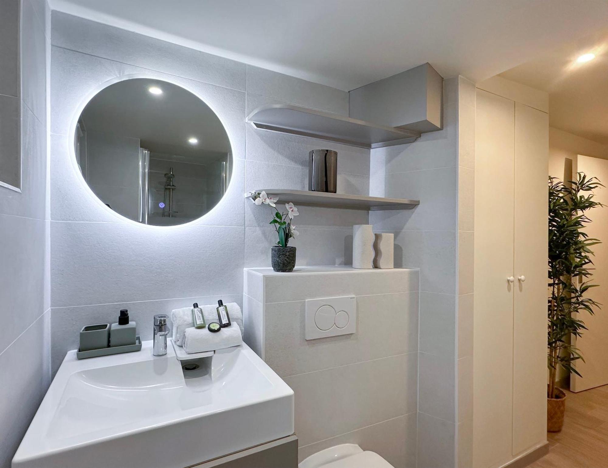 Apartment Opera Paris
